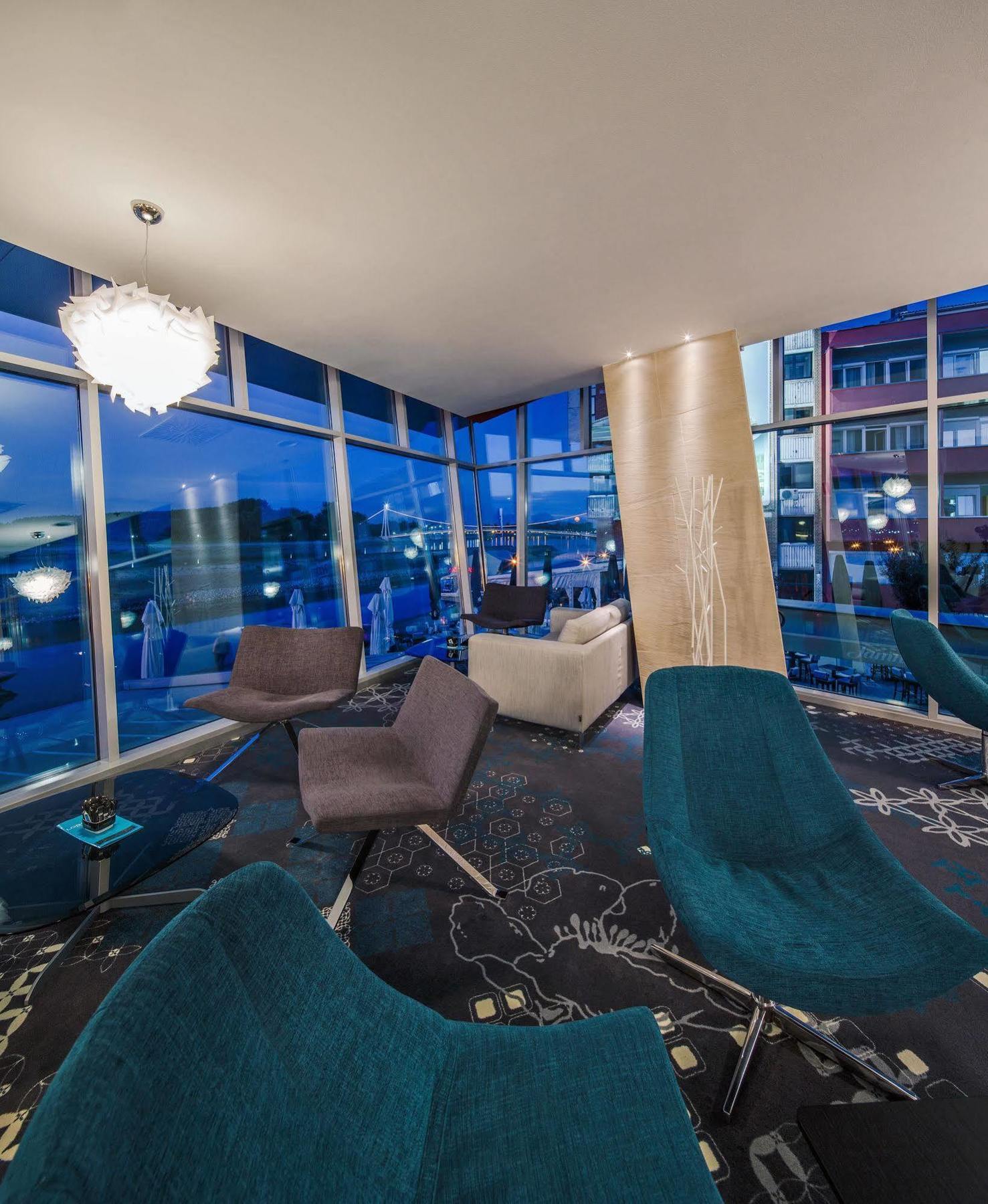 Hotel 오시예크 외부 사진